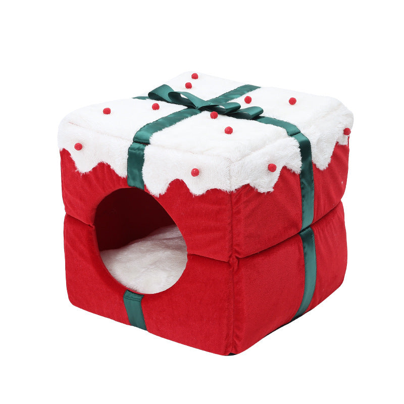 Experience Festive Comfort - Deluxe Christmas Cat Bed for Your Furry Friend